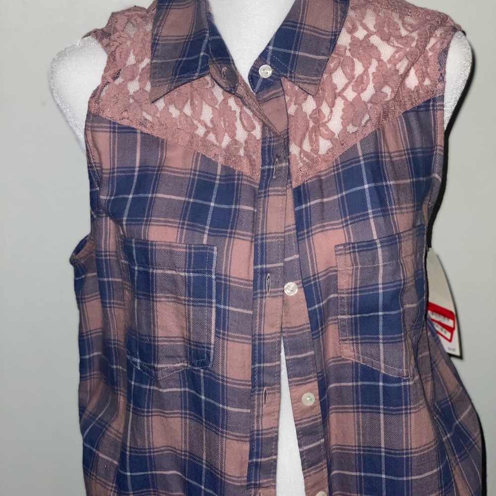 Sleeveless Flannel